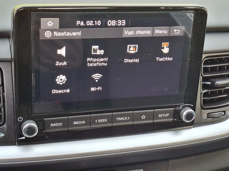 Kia Stonic (2021) 1.2i 61kW COMFORT -1.MAJITEL - fotka 17 z 30