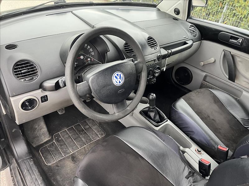 Volkswagen New Beetle 1,6 i STK 4/2028 EKO ZAPLACENO - fotka 9 z 28