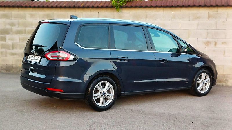 Ford Galaxy 2.0 140kW EcoBlue AWD TITANIUM - fotka 5 z 50