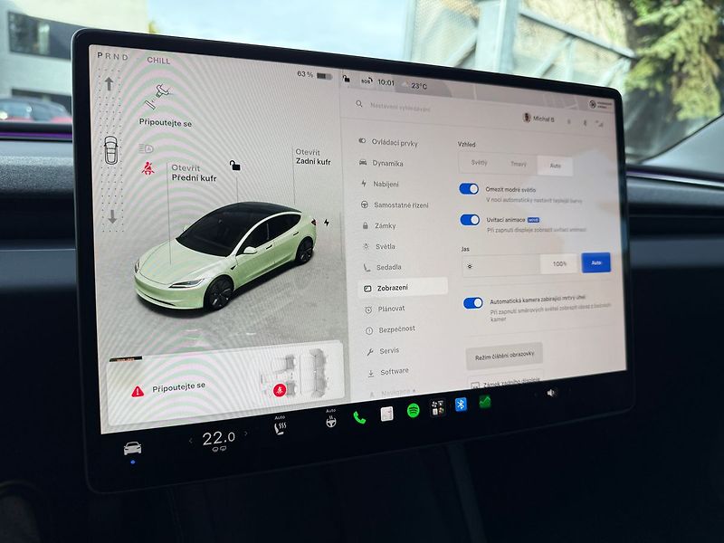 Tesla Model 3 Standart Range Premium / Tažné - fotka 23 z 39