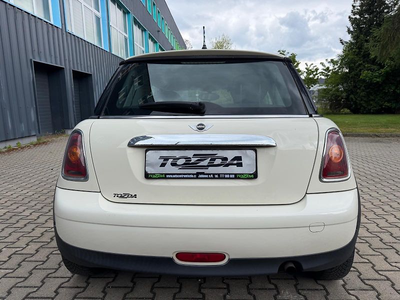 Mini One 1,6i  - fotka 4 z 19