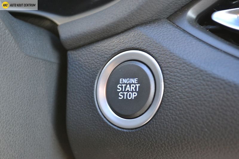 Hyundai i30 WG  1,5DPi MT Style FL - fotka 30 z 52