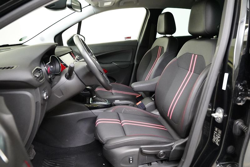 Opel Crossland X - fotka 11 z 24