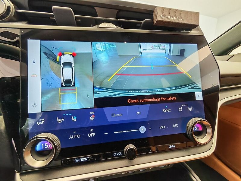 Lexus RZ 450e 450e DIRECT4 LUXURY Elektro 15 - fotka 33 z 39