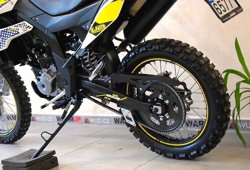 Ostatní (2022) UM DSR EX 125 - po 1.maj, stav - fotka 17 z 20