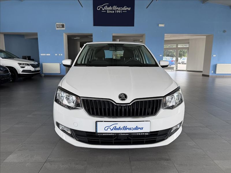 Škoda Fabia 1,2   TSI 66kW,SERVISKA,2. MAJ - fotka 2 z 21