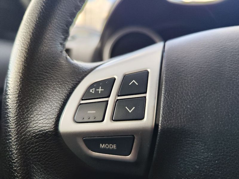 Mitsubishi Lancer 1.6 Mivec/86kW ČR 1.Majitel - fotka 20 z 27