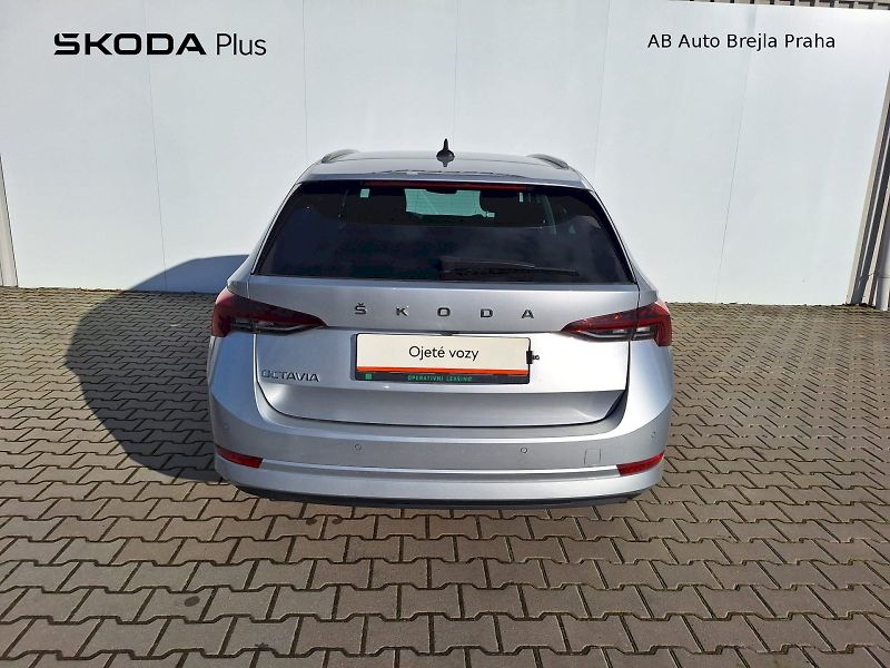 Škoda Octavia (2021) COMBI / 1.5 TSI / 110kW / 6MP - fotka 9 z 34