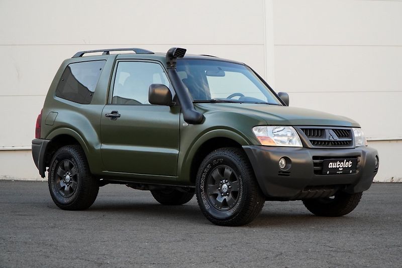 Mitsubishi Pajero 3.2 Di-D 4x4 AUTOMAT - fotka 1 z 32