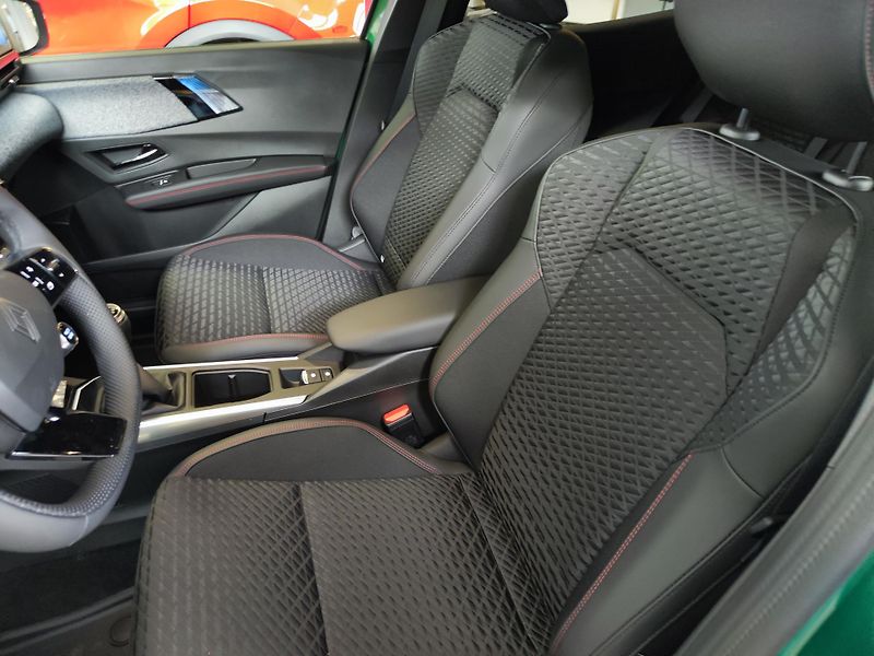 Renault Clio Techno 115 - fotka 10 z 20
