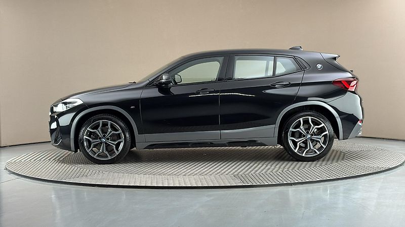 BMW X2 20d AUT xDrive - fotka 4 z 25