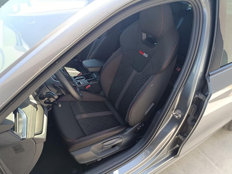 Škoda Octavia RS 2.0TSI 180kW ČR 1.MAJ DPH - fotka 12 z 31