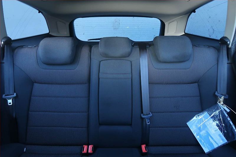 Ford Mondeo (2011) 1.6 EcoBoost, Serv.kniha, Navi - fotka 10 z 17