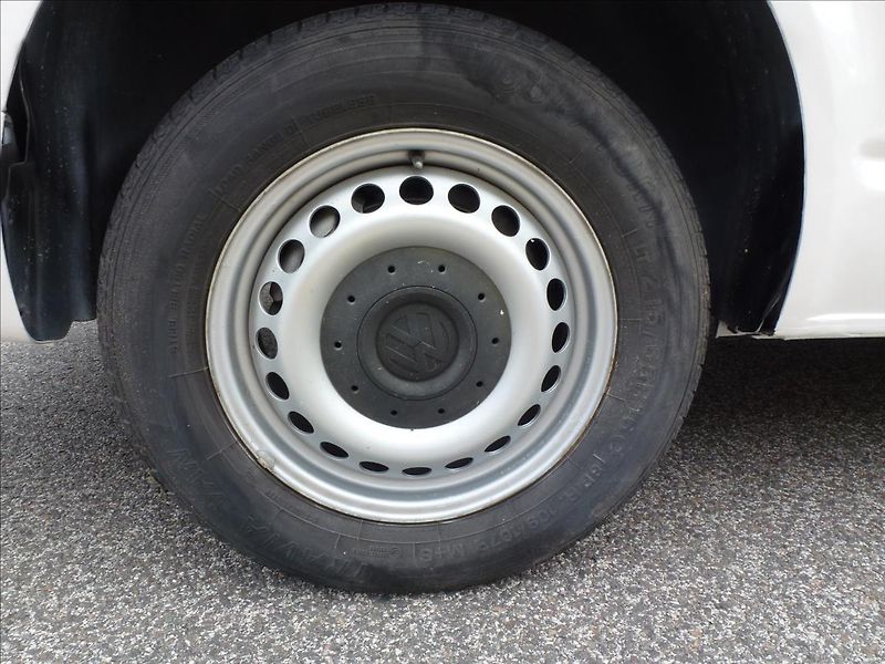 Volkswagen Transporter 2,0 TDI Long L2 Klima 6 míst - fotka 41 z 44