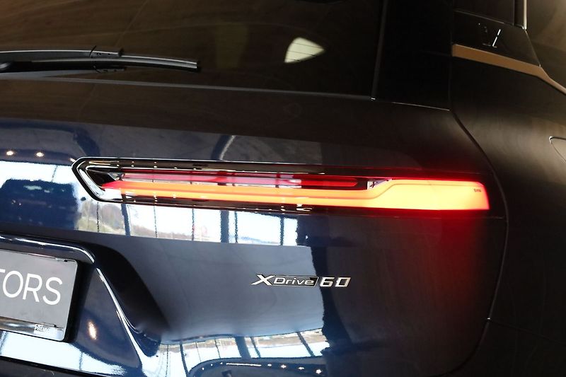 BMW Ostatní xDrive60, Masáž, Ventilace - fotka 14 z 41