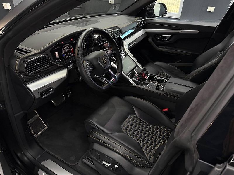 Lamborghini Urus (2020) 4.0 V8 Mansory 700koní - fotka 26 z 46