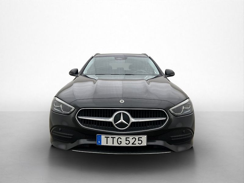 Mercedes-Benz Třídy C 300e Avantgarde Kamera Tažné - fotka 2 z 32