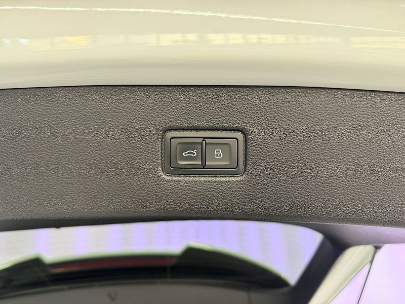 Audi Q7 50 TDI QUATTRO S-LINE, PANORAM - fotka 31 z 32