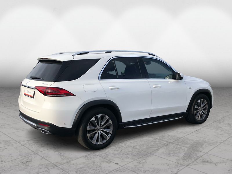 Mercedes-Benz GLE 350 de 4MATIC - fotka 2 z 30