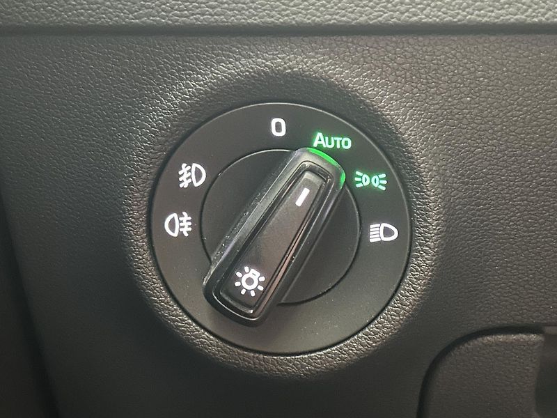 Škoda Karoq 2.0 TDI 4x4 Scout - fotka 15 z 31