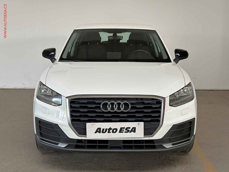 Audi Q2 (2017) 1.0 TFSi, AC - fotka 2 z 13