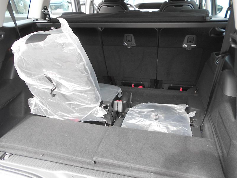 Citroën Grand C4 SpaceTourer FEEL 1,5HDi 7 míst DPH ČR - fotka 18 z 18