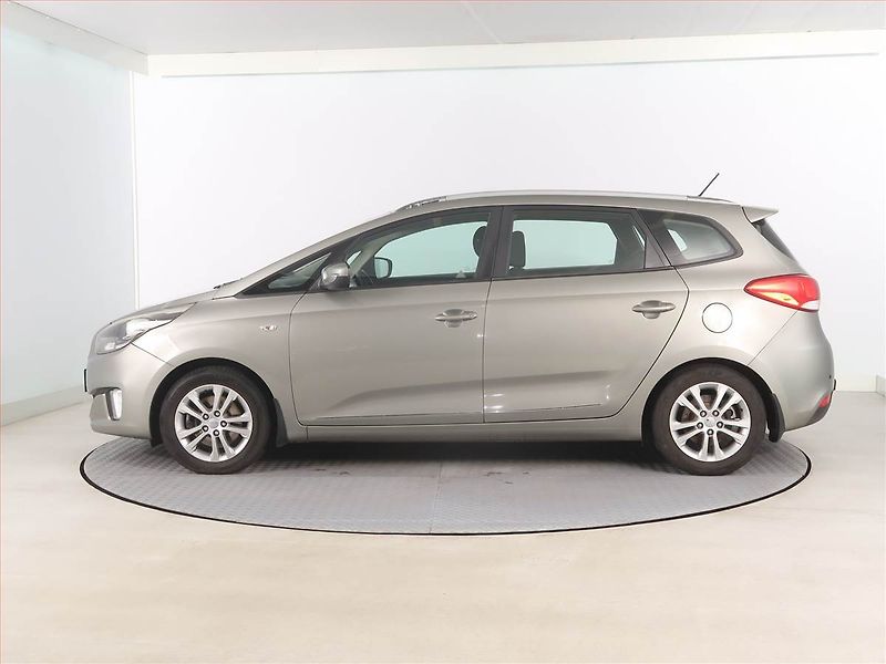 Kia Carens (2013) 1.7 CRDi, Tempomat - fotka 3 z 16