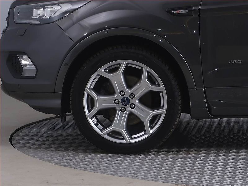 Ford Kuga (2018) ST-Line 1.5 EcoBoost, 4X4 - fotka 15 z 21
