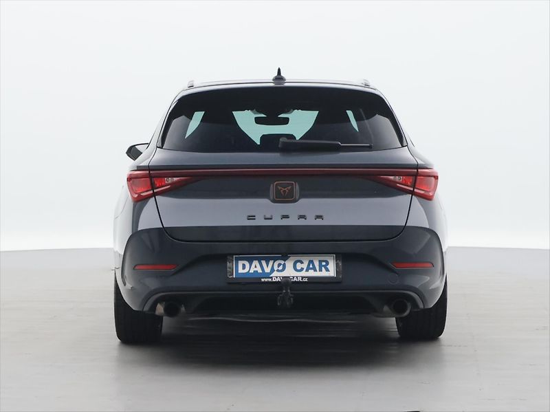 Cupra Leon 2.0 TSI 180kW ST DSG LED ACC - fotka 6 z 25