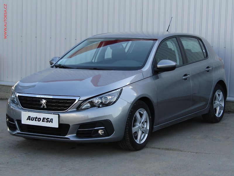 Peugeot 308 (2018) 1.2 PT, 2.maj,ČR, Active - fotka 3 z 19
