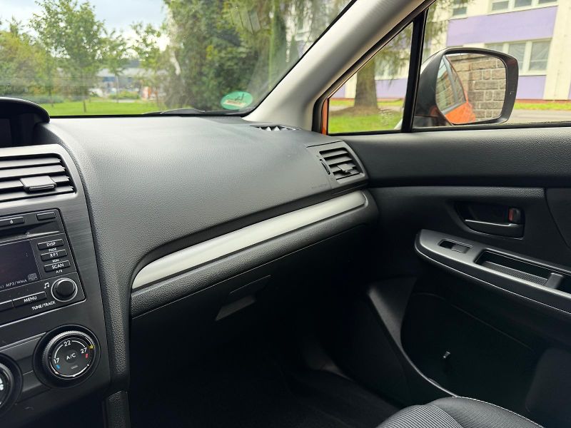 Subaru XV 2,0i AWD / servis.kn. /  - fotka 24 z 30