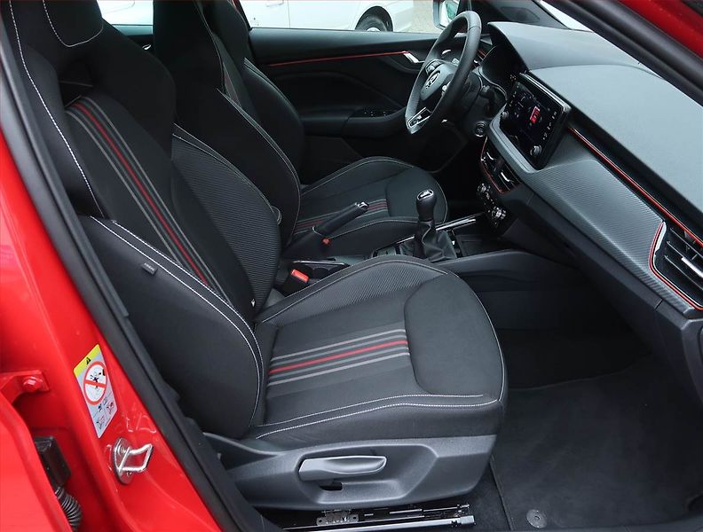 Škoda Kamiq (2024) Monte Carlo 1.5 TSI - fotka 9 z 19