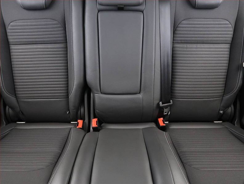Ford Kuga (2017) 2.0 TDCi, 4X4, ČR,1.maj - fotka 10 z 19