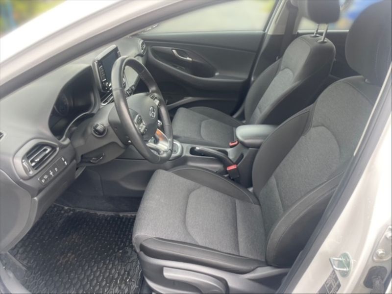 Hyundai i30 1,0 TGDI 120 Smart - fotka 7 z 11