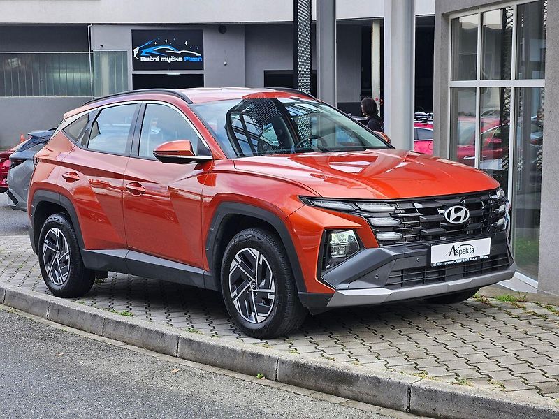 Hyundai Tucson 1.6T-GDi DCT, Smart, serv.kn. - fotka 7 z 33