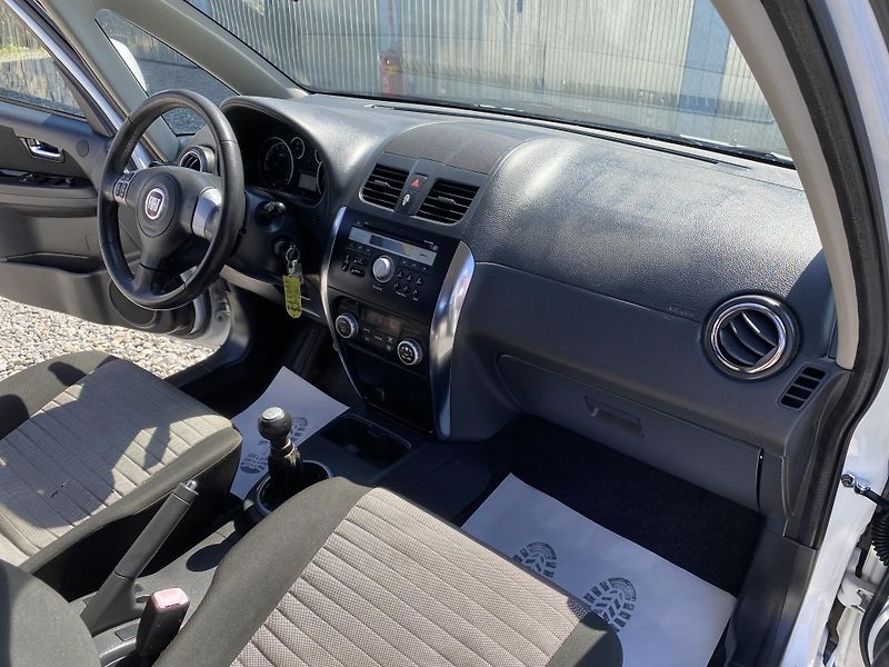 Fiat Sedici 1.6i 16v 120PS CITY STK PĚKNÝ! - fotka 130 z 154