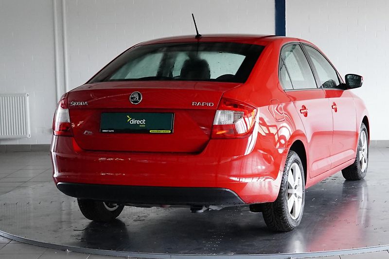 Škoda Rapid - fotka 2 z 6