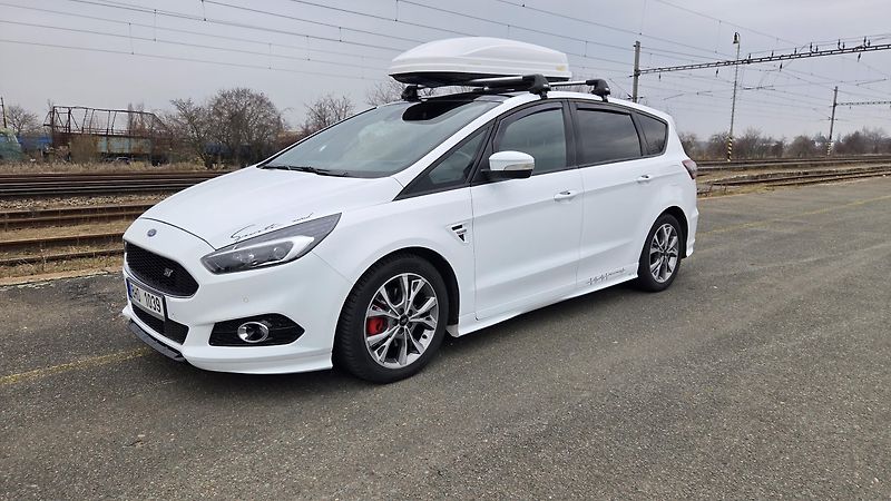 Ford S-MAX (2018) ST - Line 177 Kw - fotka 1 z 21