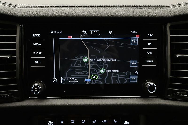 Škoda Kodiaq 2,0 TDI 147KW DSG 4x4 SportLIN - fotka 20 z 33