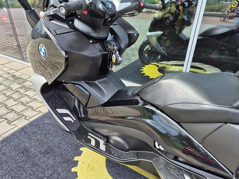 BMW C 650 GT (2016) - fotka 12 z 20
