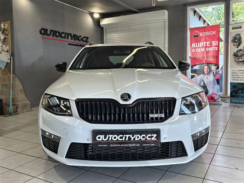 Škoda Octavia RS 2.0 TSI 162kW DSG CHALLENGE - fotka 2 z 24