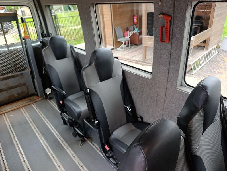 Opel Movano (2009) 2.5 CDTI L3H2 9míst - fotka 12 z 28