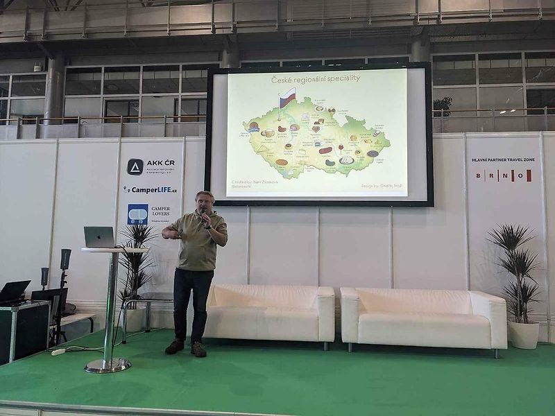 Na Caravaningu se představily expediční speciály, které zvládnou projet i Saharou