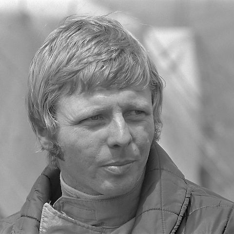 Automobilový závodník Gijs Van Lennep v roce 1971., zdroj: Wikimedia Commons, Joost Evers - Anefo, CC0