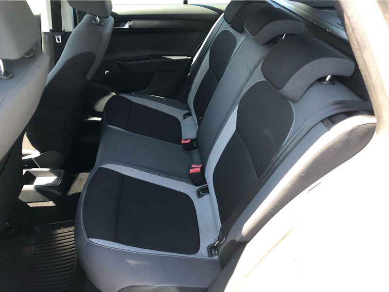 Škoda Fabia COMBI 1.2 TSi AMBITION - fotka 12 z 26