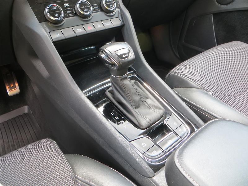 Škoda Kodiaq 2,0 TSI Style DSG 4x4 Tažné - fotka 15 z 30