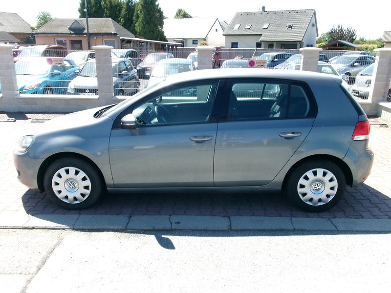 Volkswagen Golf (2010) 1,2TSI AUTOKLIMA - fotka 7 z 23