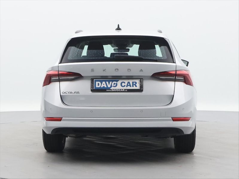 Škoda Octavia 2,0 TDI Ambition CZ DPH 1.Maj. - fotka 6 z 26