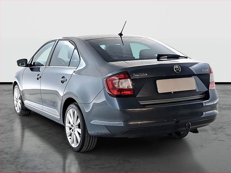 Škoda Rapid (2017) 1.0 TSI, Navi, Bi-Xenony - fotka 4 z 20