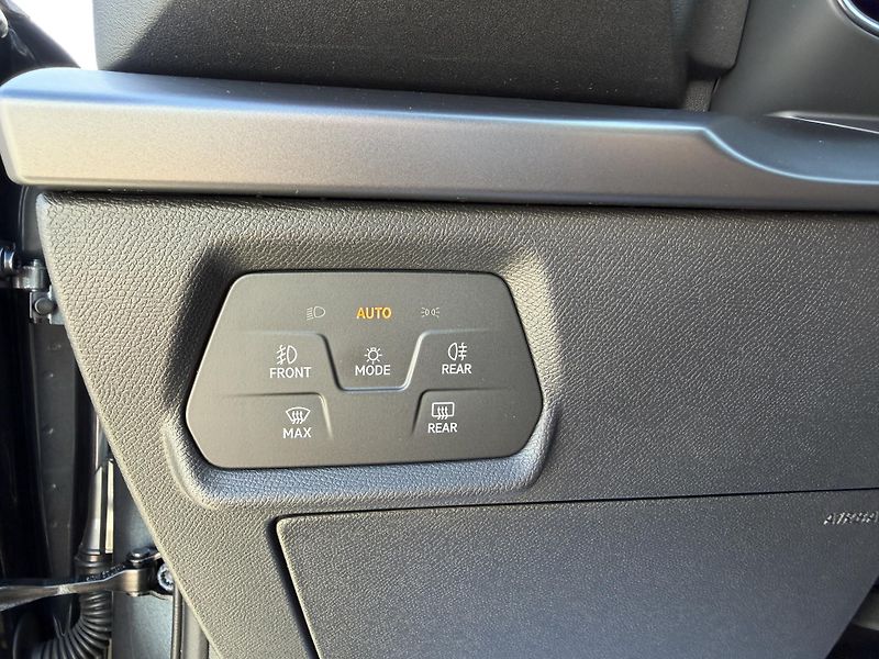 Cupra Formentor 1,5 eTSi/110kW - DSG - fotka 19 z 92